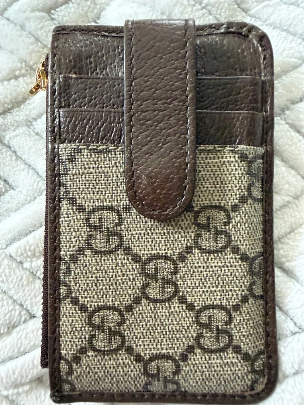 Gucci classic gg